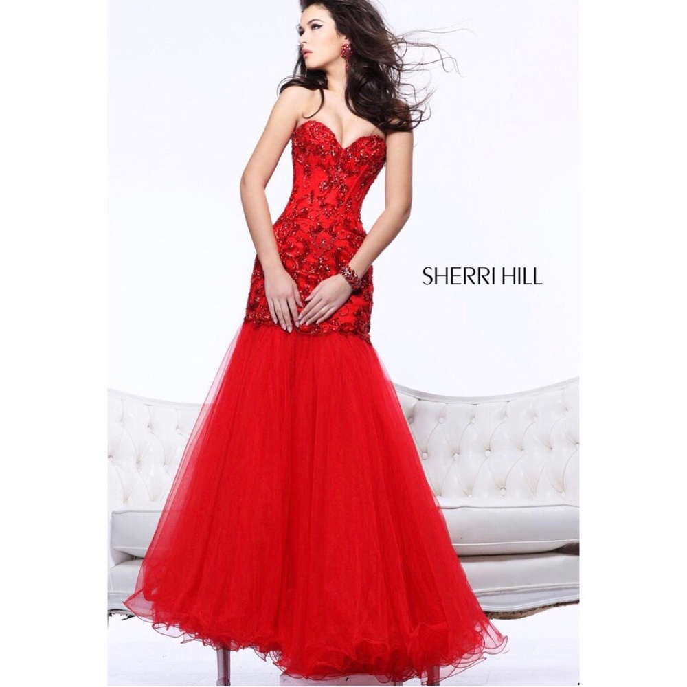 SHERRI HILL-RED BEADED PROM GOWN - Picture 4 of 5